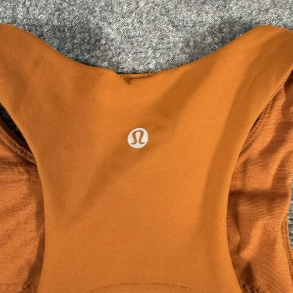 Lululemon Tank Top Womens 0‎ Butternut Brown Invigorate Training Athletic Yoga - Picture 3 of 7